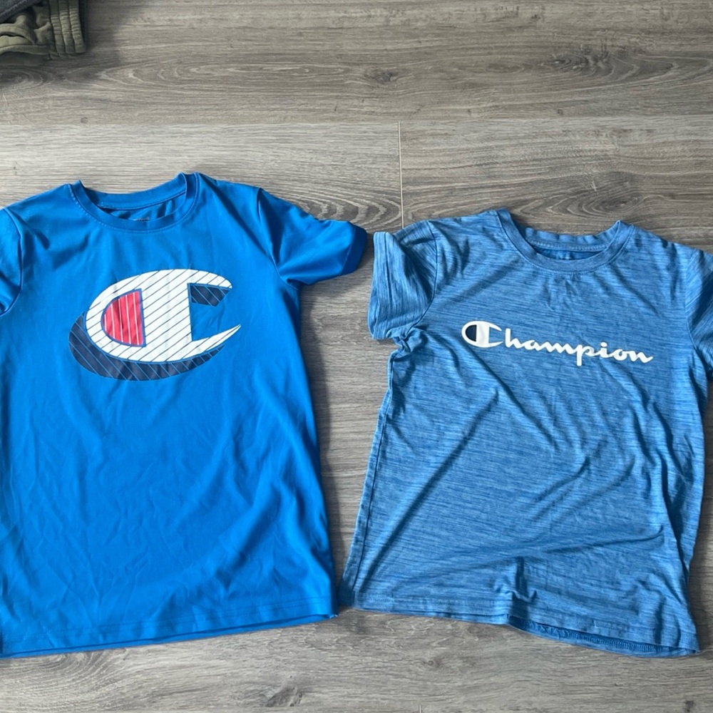 8 for $25🎱 Champion Kids' Tees in Vibrant Blue lot of 2 size 12-14